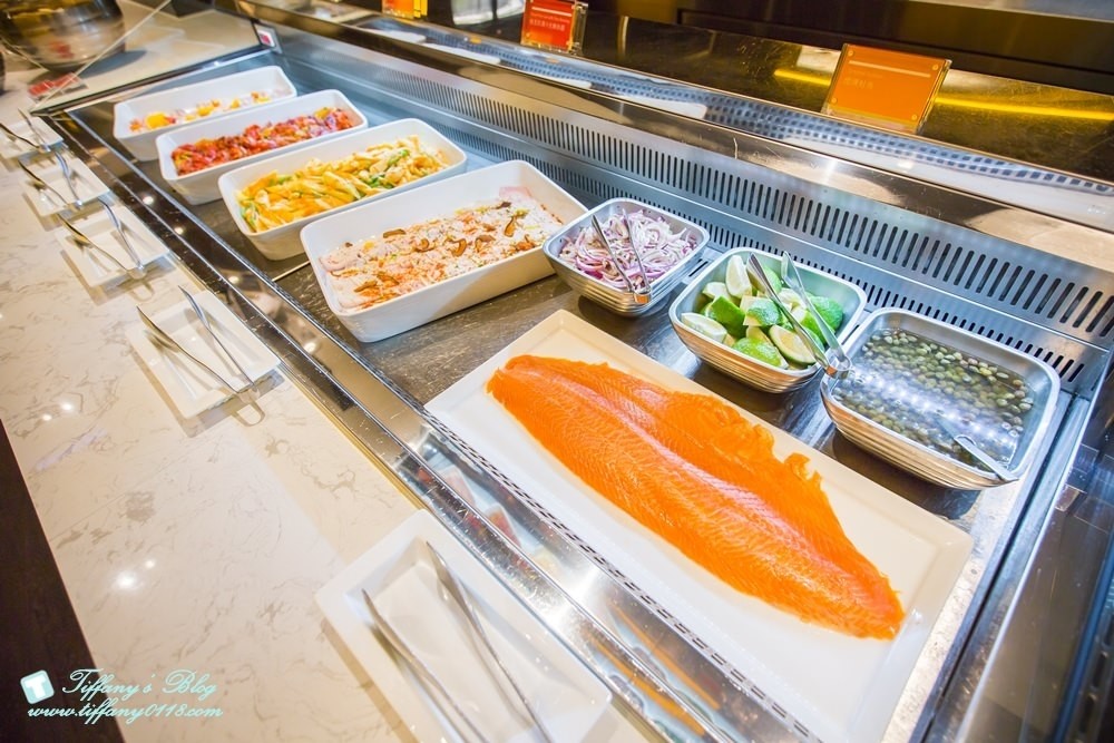 [台北美食]寒舍艾美酒店。探索廚房Buffet自助餐廳/推薦台北必吃的吃到飽餐廳/食尚Buffet月活動