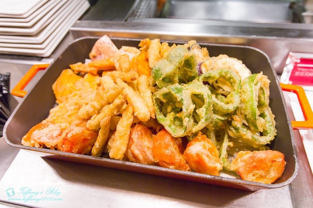 [台北美食]寒舍艾美酒店。探索廚房Buffet自助餐廳/推薦台北必吃的吃到飽餐廳/食尚Buffet月活動