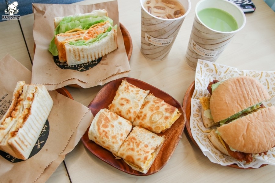 早安公雞 早餐 高雄美食 高雄必吃 早午餐 老麵 老麵糰 學生 校園美食