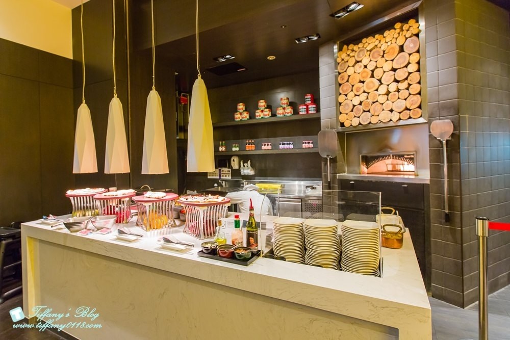 [台北美食]寒舍艾美酒店。探索廚房Buffet自助餐廳/推薦台北必吃的吃到飽餐廳/食尚Buffet月活動