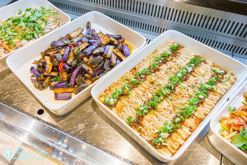[台北美食]寒舍艾美酒店。探索廚房Buffet自助餐廳/推薦台北必吃的吃到飽餐廳/食尚Buffet月活動