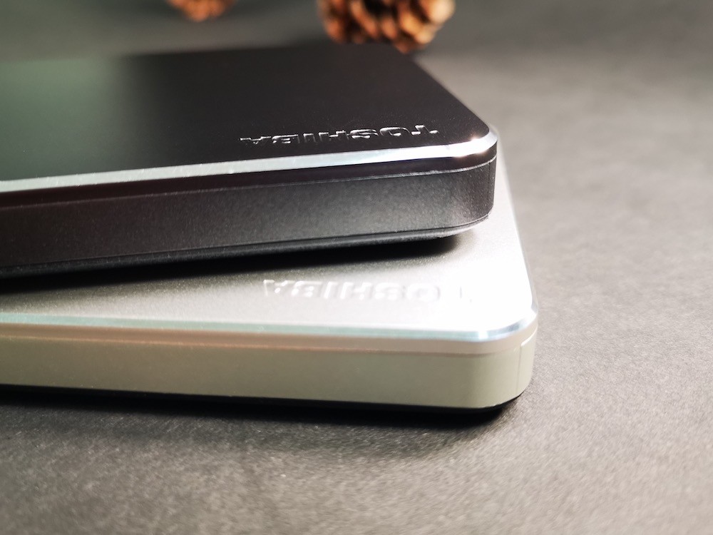 TOSHIBA Canvio Premium 