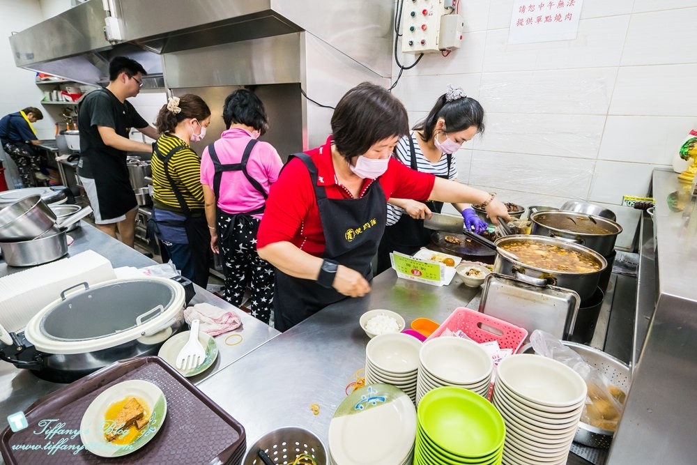 [高雄美食]阿霞燒肉飯/高雄在地人推薦必吃的燒肉飯老店