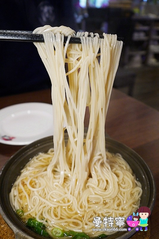 一品活蝦~創新特色泰國蝦料理~親子大空間餐廳