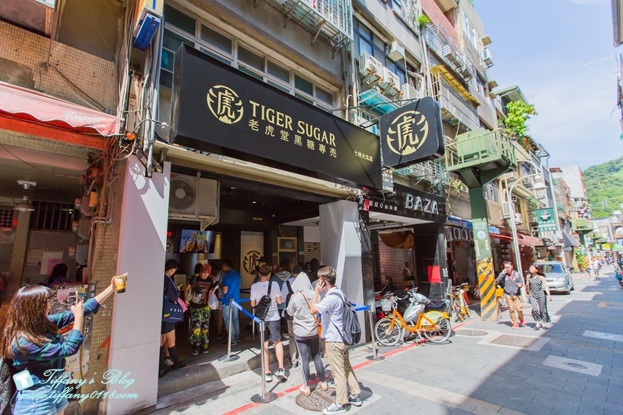 [美食]老虎堂Tigersugar士林大北店/台中人氣黑糖珍奶/IG打卡熱點(附完整菜單)