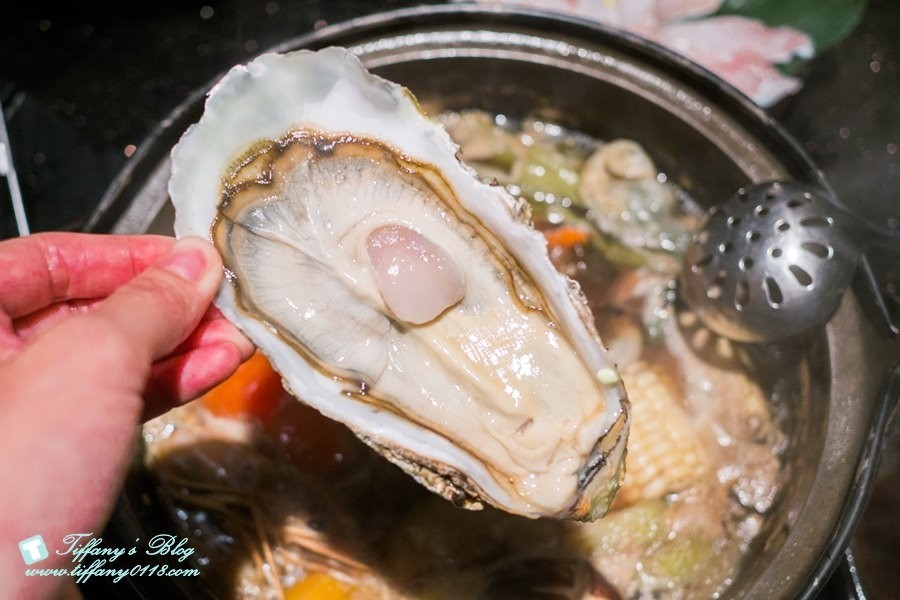 [台北火鍋]囍聚精緻鍋物/現流海鮮頂級食材環境清幽/近國父紀念館捷運站(附完整菜單)