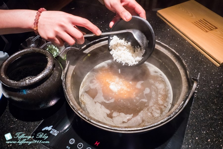 [台北火鍋]囍聚精緻鍋物/現流海鮮頂級食材環境清幽/近國父紀念館捷運站(附完整菜單)