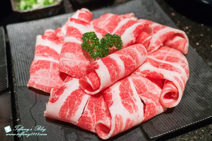 [台北火鍋]囍聚精緻鍋物/現流海鮮頂級食材環境清幽/近國父紀念館捷運站(附完整菜單)