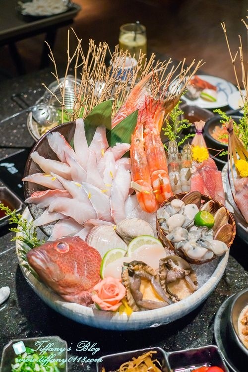 [台北火鍋]囍聚精緻鍋物/現流海鮮頂級食材環境清幽/近國父紀念館捷運站(附完整菜單)