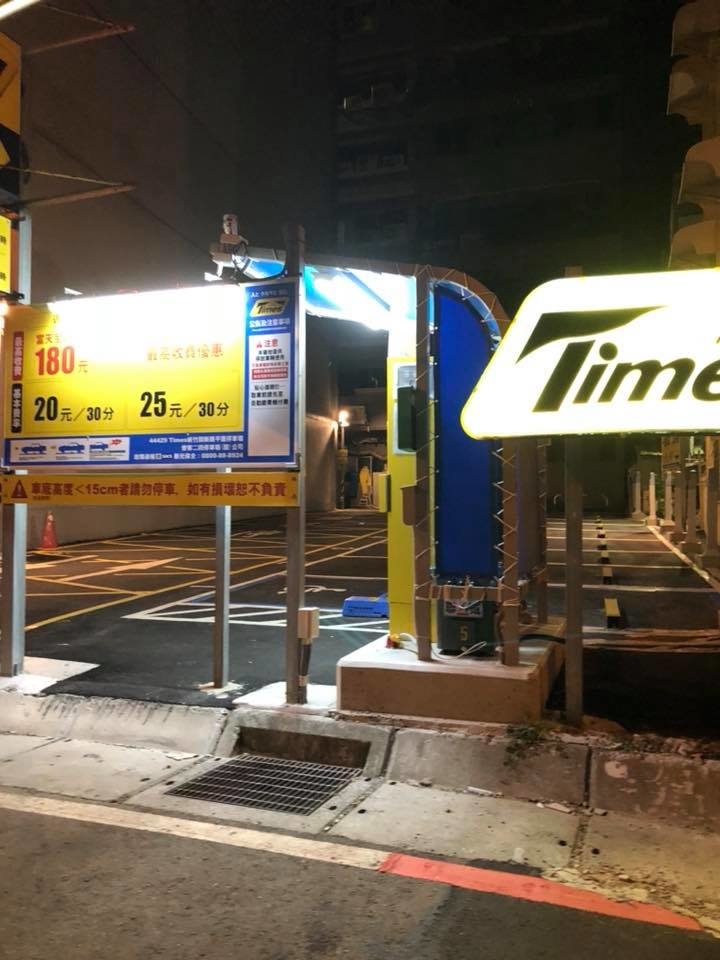 35923715_2036414296377208_5107710790715047936_n 35923715_2036414296377208_5107710790715047936_n