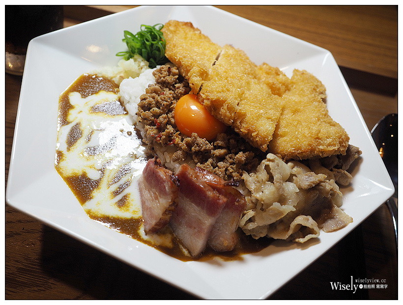 台北大安。三上咖哩MIKAMI CURRY︱道地日式香濃咖哩與唐揚炸雞，2.4公斤超級巨無霸咖哩20分鐘『完食免費』～6/12-6/30試營運，捷運忠孝復興站美食