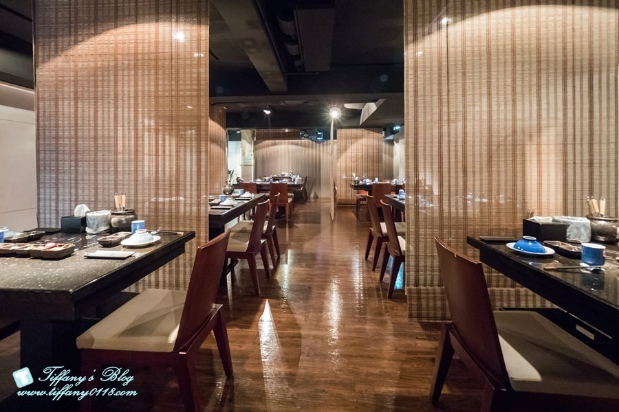 [台北火鍋]囍聚精緻鍋物/現流海鮮頂級食材環境清幽/近國父紀念館捷運站(附完整菜單)