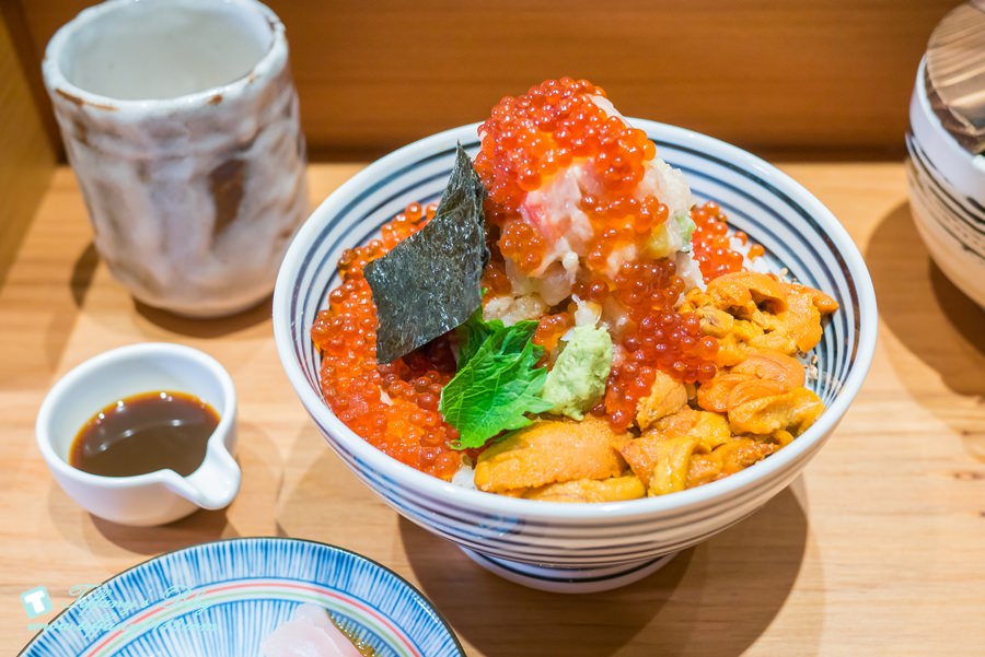 [台北美食]日本橋海鮮丼つじ半 Tsujihan/東京必吃排隊海鮮丼/捷運市政府站(附完整吃法影片)