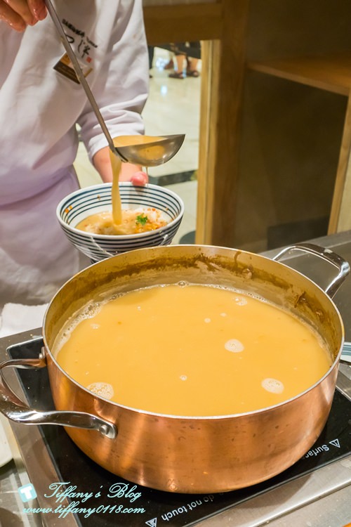[台北美食]日本橋海鮮丼つじ半 Tsujihan/東京必吃排隊海鮮丼/捷運市政府站(附完整吃法影片)