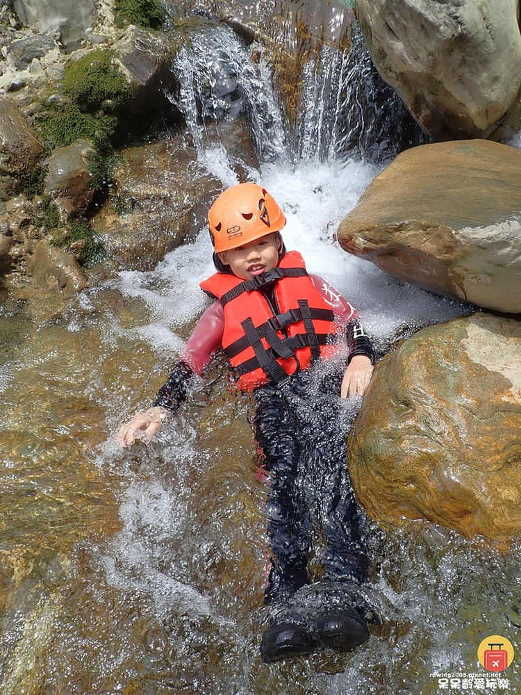《花蓮。遊》夏天就是要玩水 狂人出動溯溪 三棧北溪整日行程
