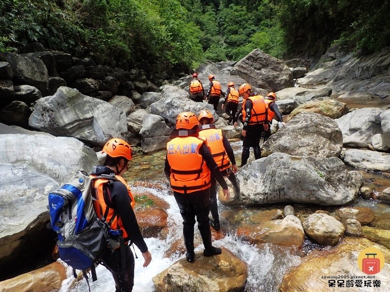 《花蓮。遊》夏天就是要玩水 狂人出動溯溪 三棧北溪整日行程