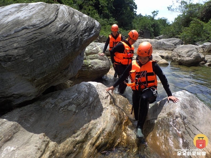 《花蓮。遊》夏天就是要玩水 狂人出動溯溪 三棧北溪整日行程