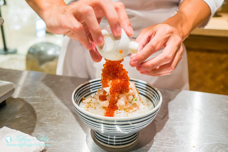 [台北美食]日本橋海鮮丼つじ半 Tsujihan/東京必吃排隊海鮮丼/捷運市政府站(附完整吃法影片)