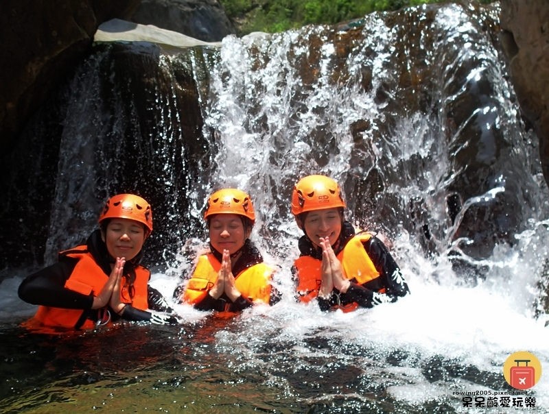 《花蓮。遊》夏天就是要玩水 狂人出動溯溪 三棧北溪整日行程