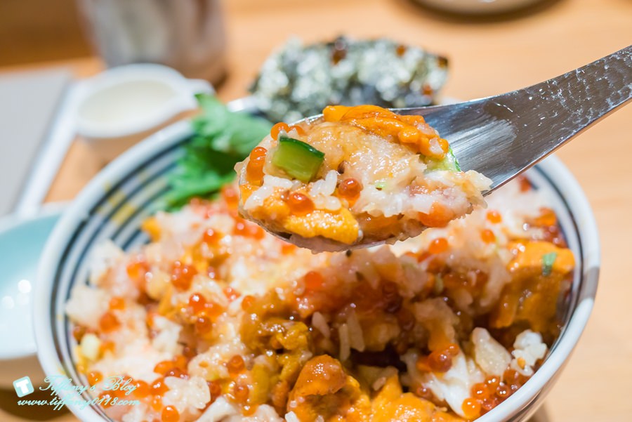 [台北美食]日本橋海鮮丼つじ半 Tsujihan/東京必吃排隊海鮮丼/捷運市政府站(附完整吃法影片)