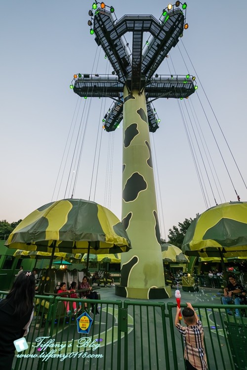 2018香港迪士尼樂園全攻略/一個人如何玩遍迪士尼的熱門設施/下載APP超好用