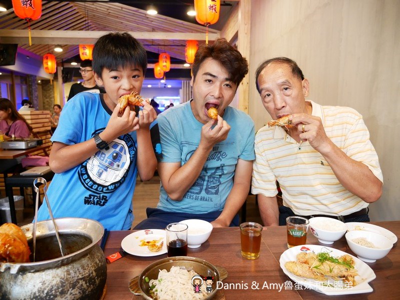 《新竹竹北聚餐推薦餐廳》一品活蝦竹北旗艦店。現撈泰國蝦美食餐廳。下班約會聚餐好去處。還有超大親子空間設計︱（影片）