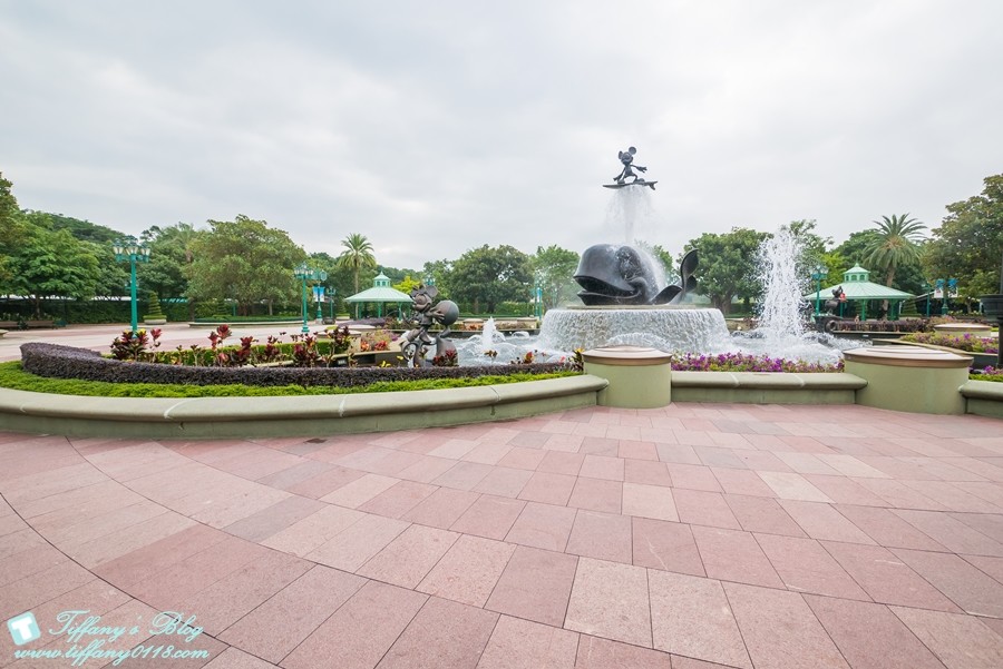 2018香港迪士尼樂園全攻略/一個人如何玩遍迪士尼的熱門設施/下載APP超好用