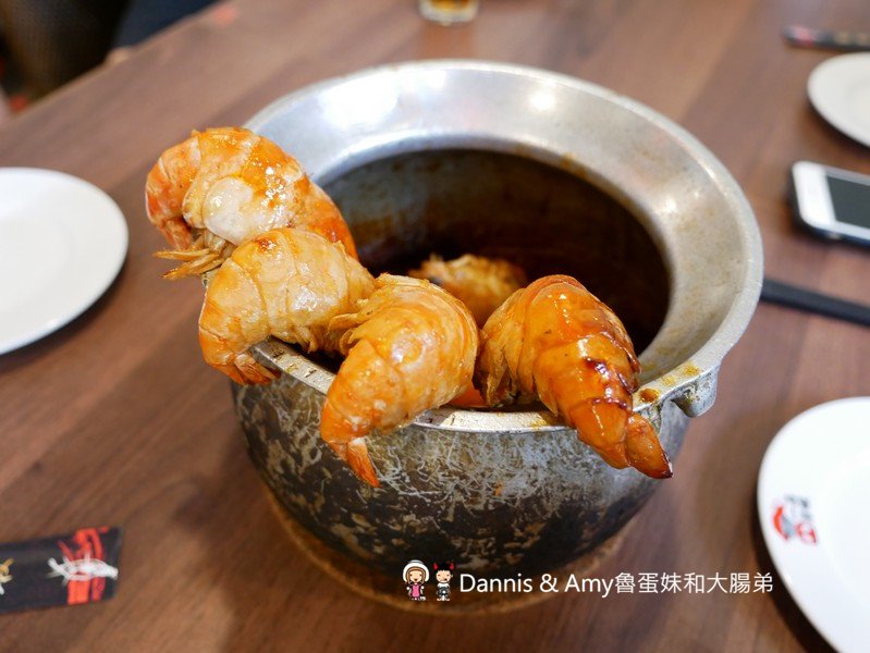 《新竹竹北聚餐推薦餐廳》一品活蝦竹北旗艦店。現撈泰國蝦美食餐廳。下班約會聚餐好去處。還有超大親子空間設計︱（影片）