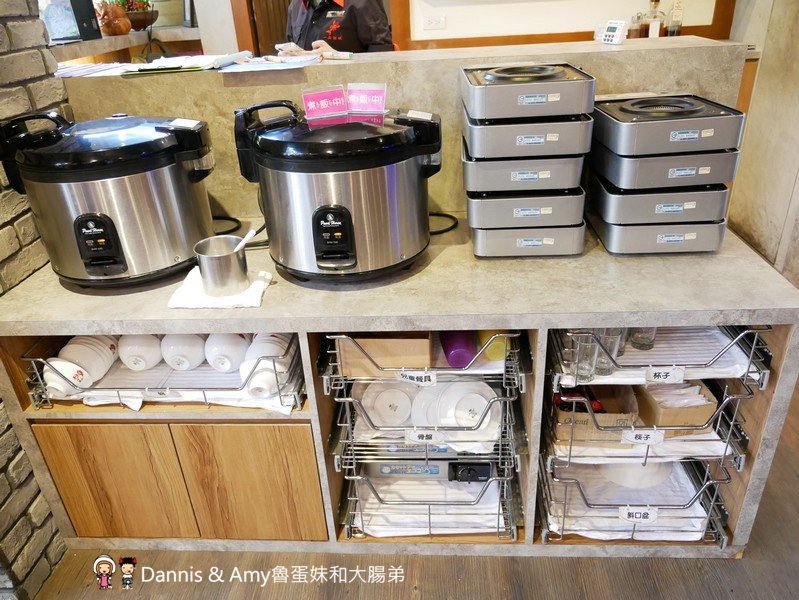 《新竹竹北聚餐推薦餐廳》一品活蝦竹北旗艦店。現撈泰國蝦美食餐廳。下班約會聚餐好去處。還有超大親子空間設計︱（影片）