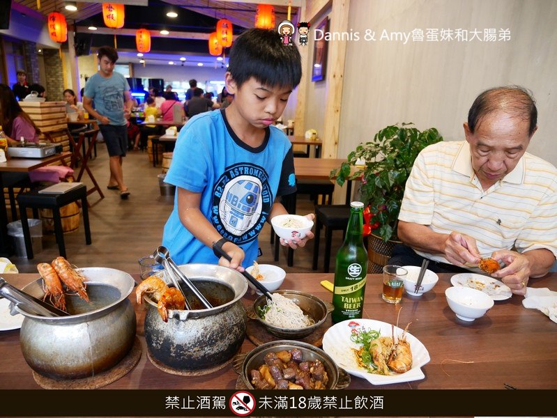 《新竹竹北聚餐推薦餐廳》一品活蝦竹北旗艦店。現撈泰國蝦美食餐廳。下班約會聚餐好去處。還有超大親子空間設計︱（影片）