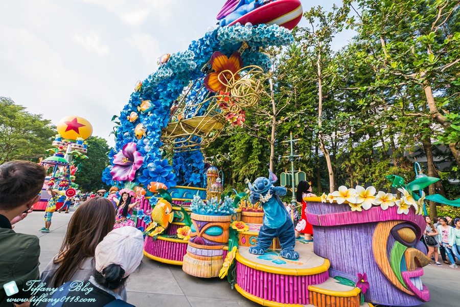 2018香港迪士尼樂園全攻略/一個人如何玩遍迪士尼的熱門設施/下載APP超好用