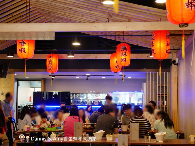 《新竹竹北聚餐推薦餐廳》一品活蝦竹北旗艦店。現撈泰國蝦美食餐廳。下班約會聚餐好去處。還有超大親子空間設計︱（影片）