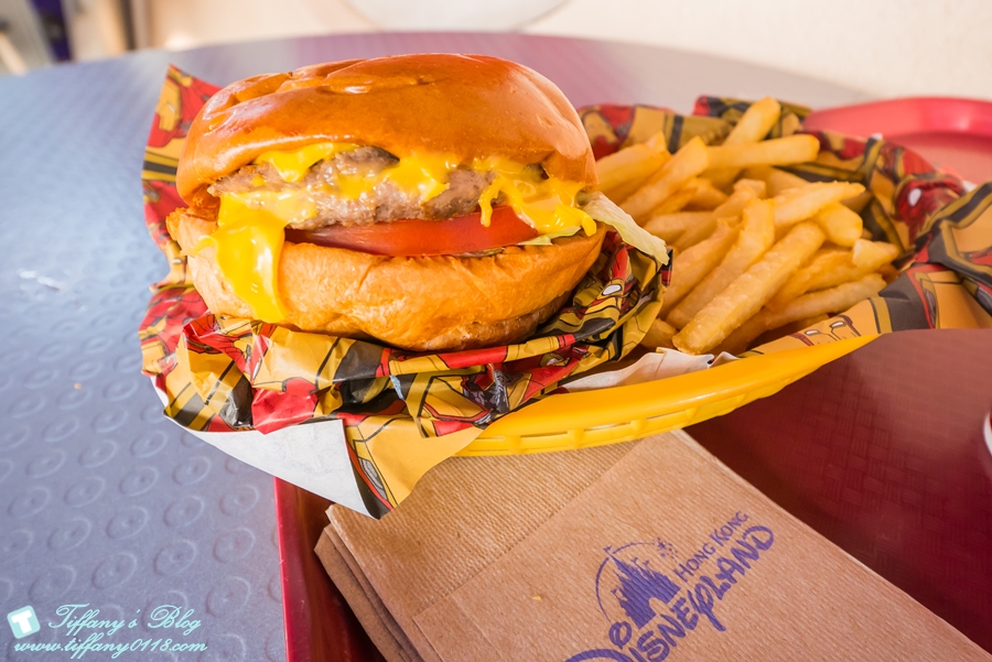 2018香港迪士尼樂園全攻略/一個人如何玩遍迪士尼的熱門設施/下載APP超好用