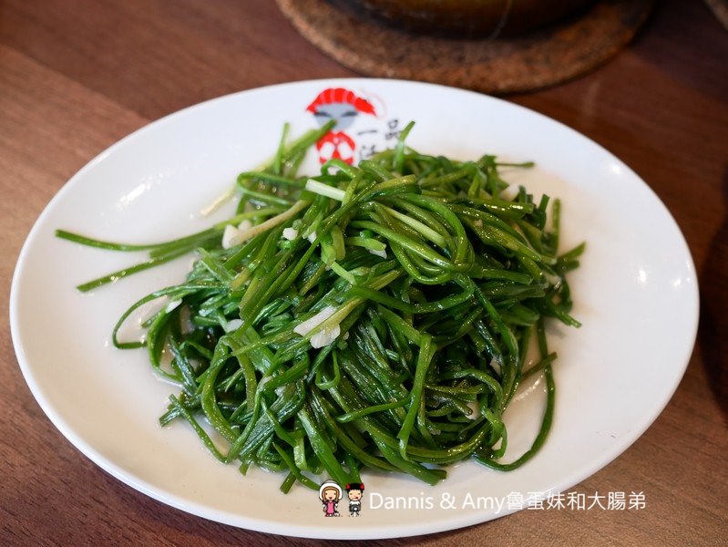 《新竹竹北聚餐推薦餐廳》一品活蝦竹北旗艦店。現撈泰國蝦美食餐廳。下班約會聚餐好去處。還有超大親子空間設計︱（影片）