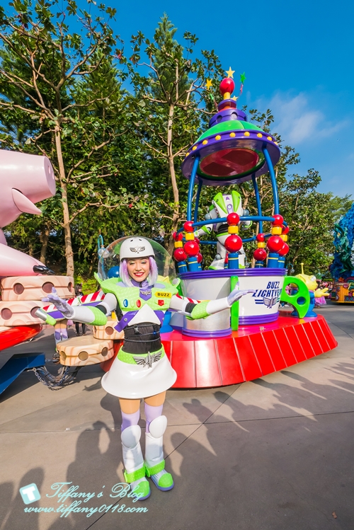 2018香港迪士尼樂園全攻略/一個人如何玩遍迪士尼的熱門設施/下載APP超好用