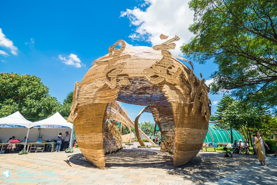 桃園中壢一日遊：大江餐飲一週年慶天天5%回饋金+APP抽餐廳免費吃/桃園地景藝術節逛完就來大江吹冷氣