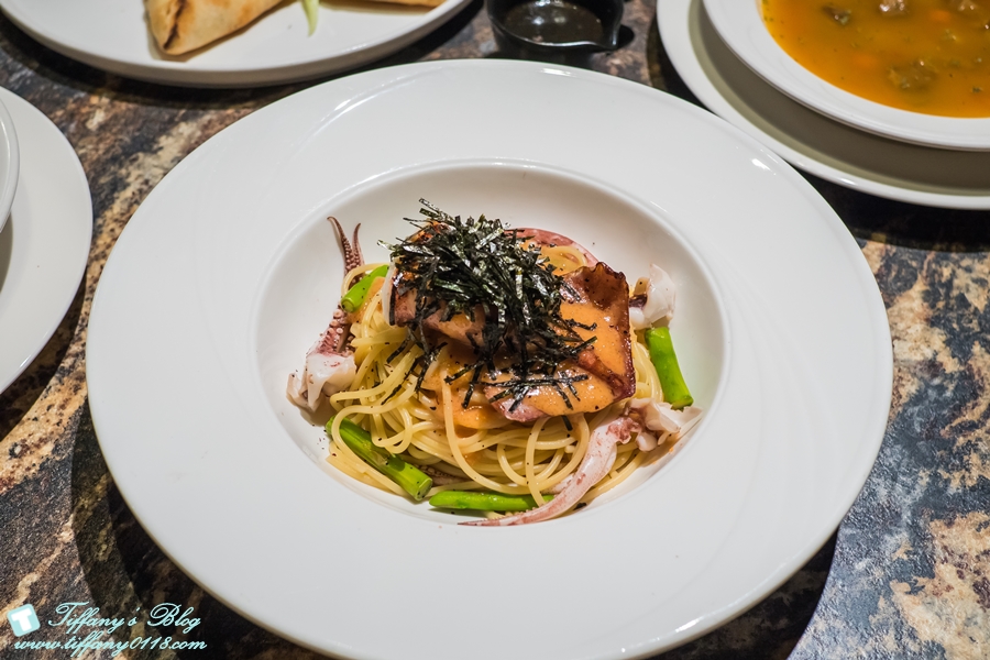 桃園中壢一日遊：大江餐飲一週年慶天天5%回饋金+APP抽餐廳免費吃/桃園地景藝術節逛完就來大江吹冷氣