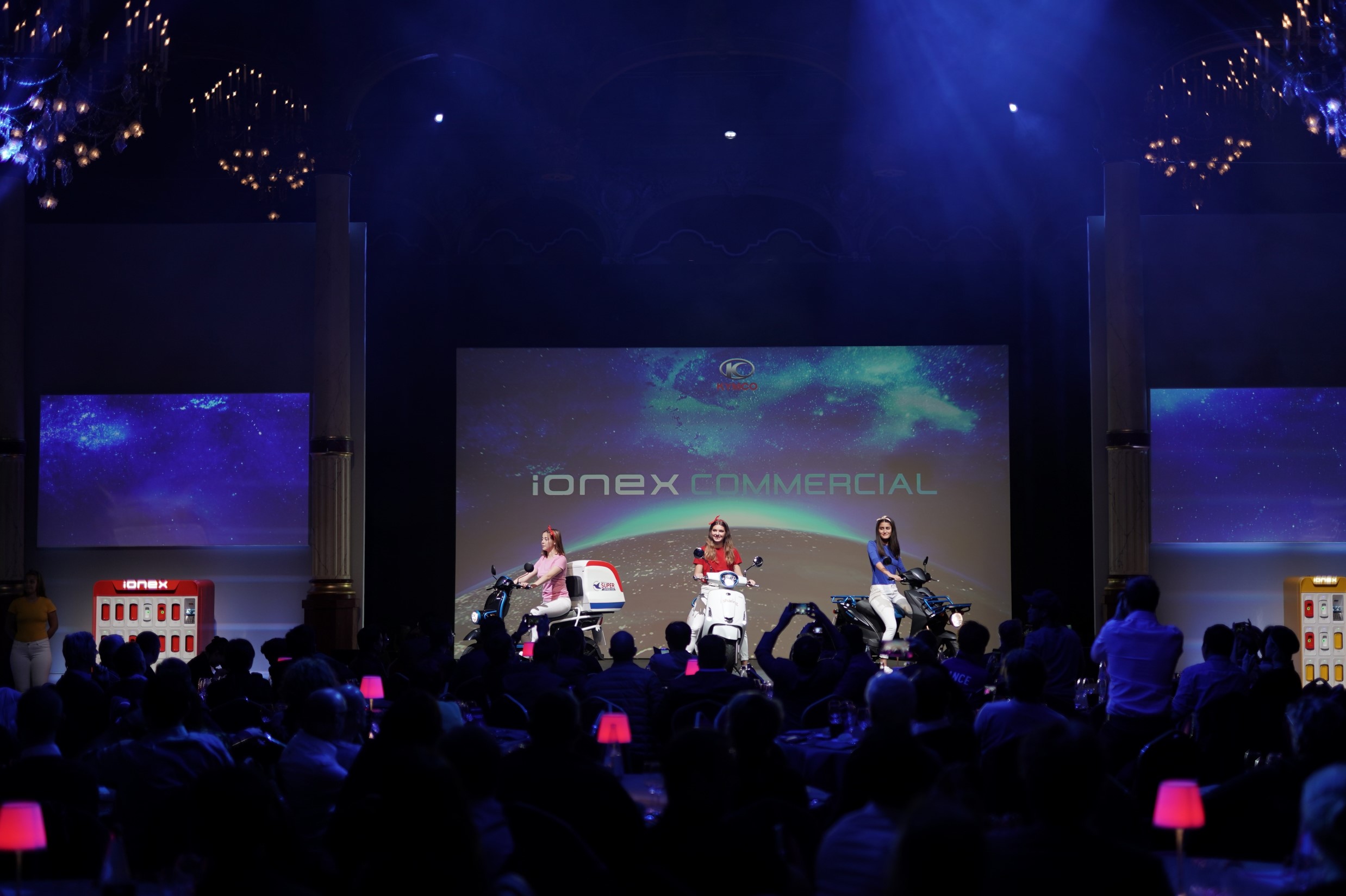 KYMCO於法國巴黎發表「Ionex Commercial車能網商業版，同時推出「Agility 、Agility Carry 、TUBE 」等....jpg