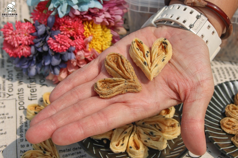 愛心蛋捲 高雄愛心蛋捲 愛心餅乾 話題餅乾