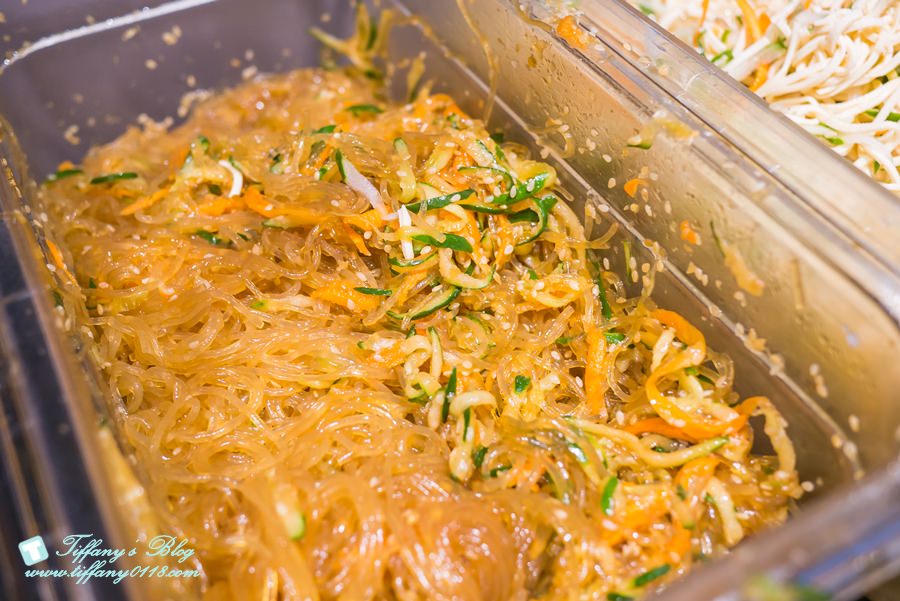 [西門町美食]肉倉韓式烤肉/吃到飽的韓式烤肉還有八種小菜+飲料啤酒無限吃(附完整菜單)