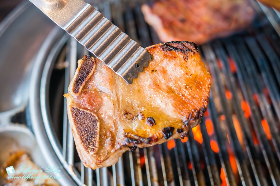 [西門町美食]肉倉韓式烤肉/吃到飽的韓式烤肉還有八種小菜+飲料啤酒無限吃(附完整菜單)