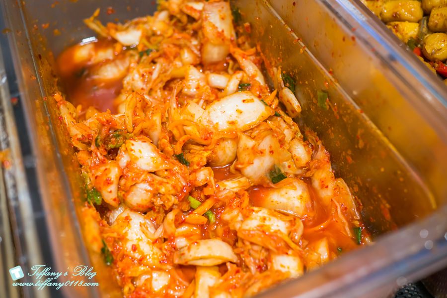 [西門町美食]肉倉韓式烤肉/吃到飽的韓式烤肉還有八種小菜+飲料啤酒無限吃(附完整菜單)