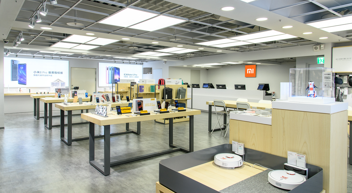 11月9日正式開幕。店內空景照-4