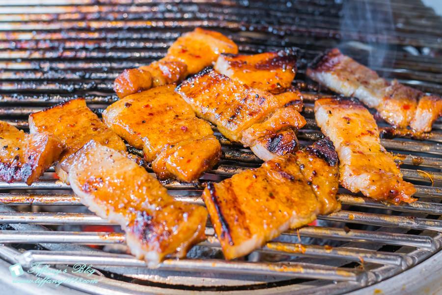 [西門町美食]肉倉韓式烤肉/吃到飽的韓式烤肉還有八種小菜+飲料啤酒無限吃(附完整菜單)