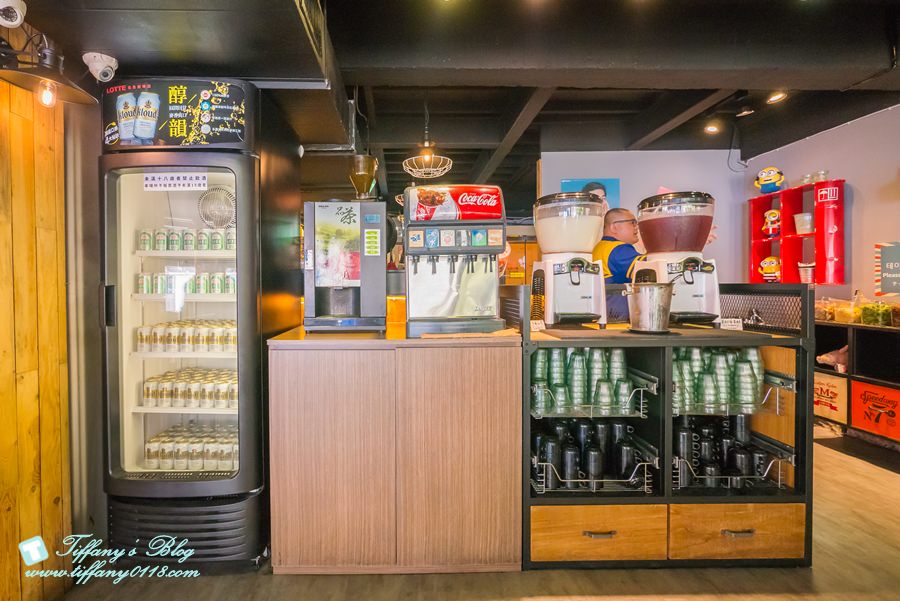 [西門町美食]肉倉韓式烤肉/吃到飽的韓式烤肉還有八種小菜+飲料啤酒無限吃(附完整菜單)