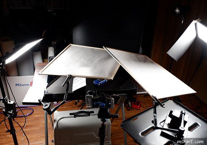 梅問題－「手機商品攝影-21」用手機拍出霸氣「Maserati/瑪莎拉蒂」玩具小車