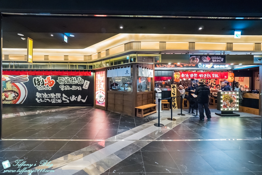 「微風南山Breeze atre」樓層全攻略/自動洗頭機、藍瓶咖啡、餐廳美食街、交通資訊全紀錄/捷運台北101世貿站