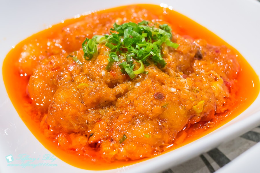 [微風南山]金葉紅廚RED KITCHEN/和風川味功夫菜/套餐最便宜70元/在美食街吃川味桌菜新概念