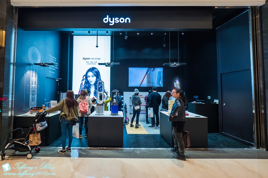 「微風南山Breeze atre」樓層全攻略/自動洗頭機、藍瓶咖啡、餐廳美食街、交通資訊全紀錄/捷運台北101世貿站