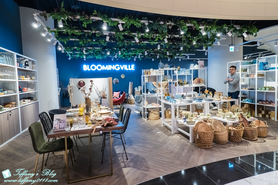 「微風南山Breeze atre」樓層全攻略/自動洗頭機、藍瓶咖啡、餐廳美食街、交通資訊全紀錄/捷運台北101世貿站